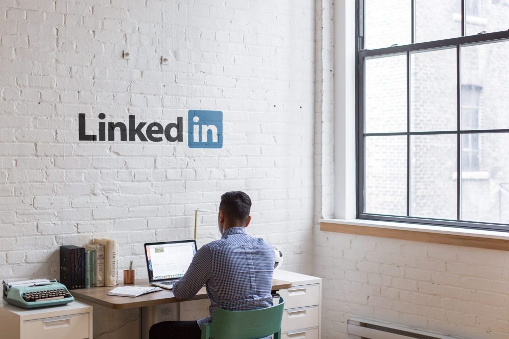 linkedin tips for insurance agents and brokers