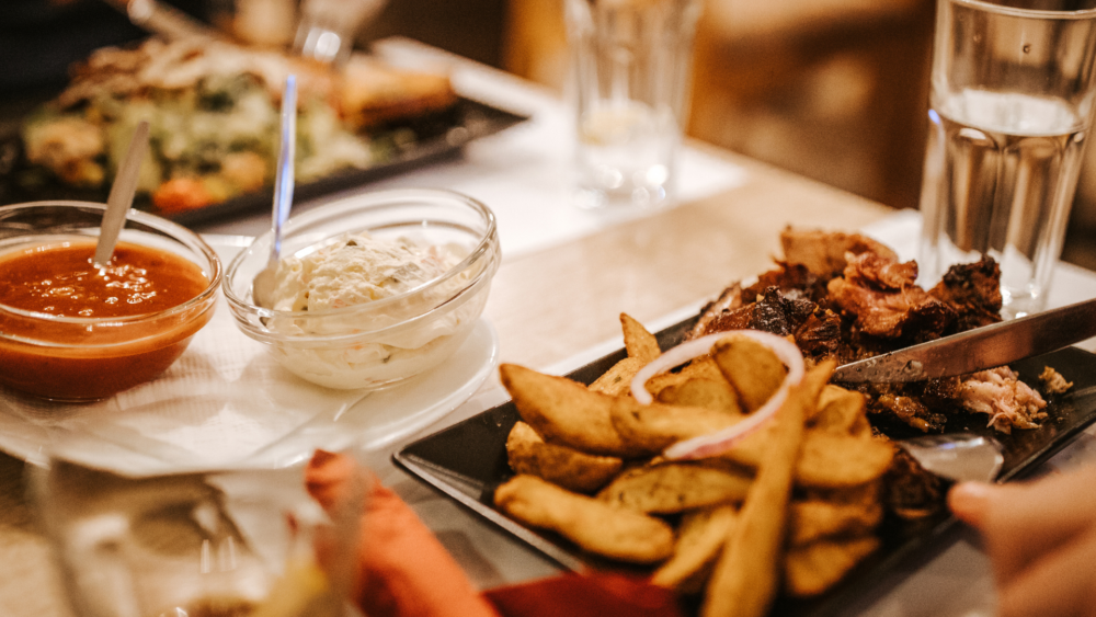small business insurance for restaurants with Coterie Insurance